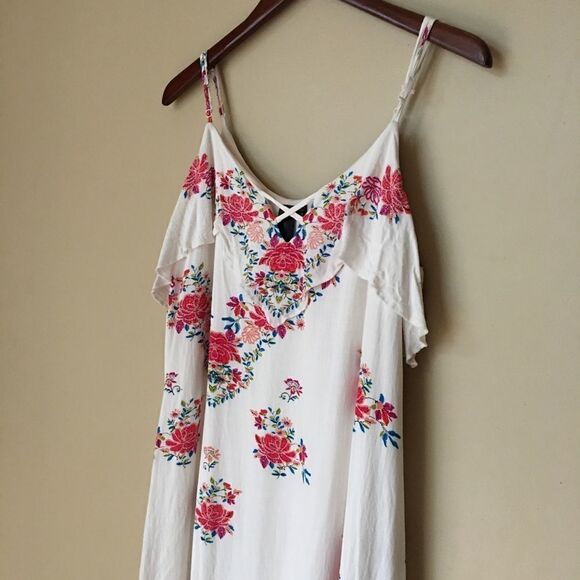 White & floral boho ruffle summer dress | M - Picture 3 of 7